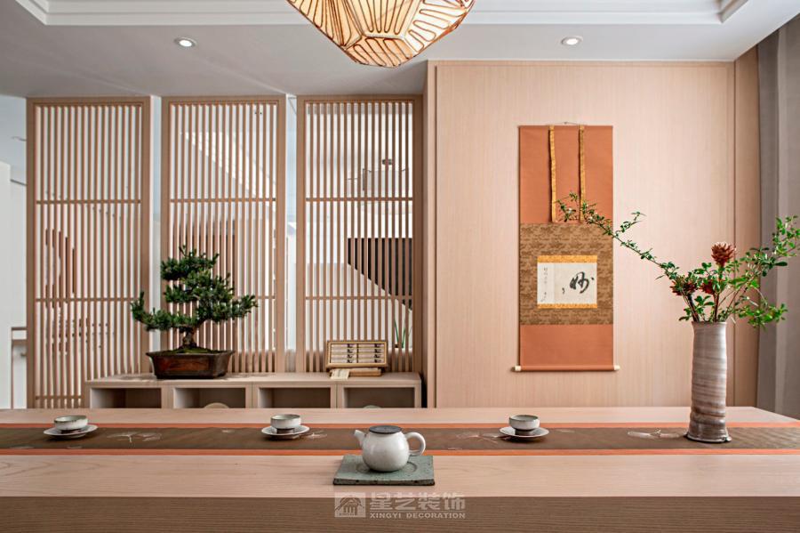 不追求華麗，而追求舒適；不堆砌裝飾，而回歸生活本身